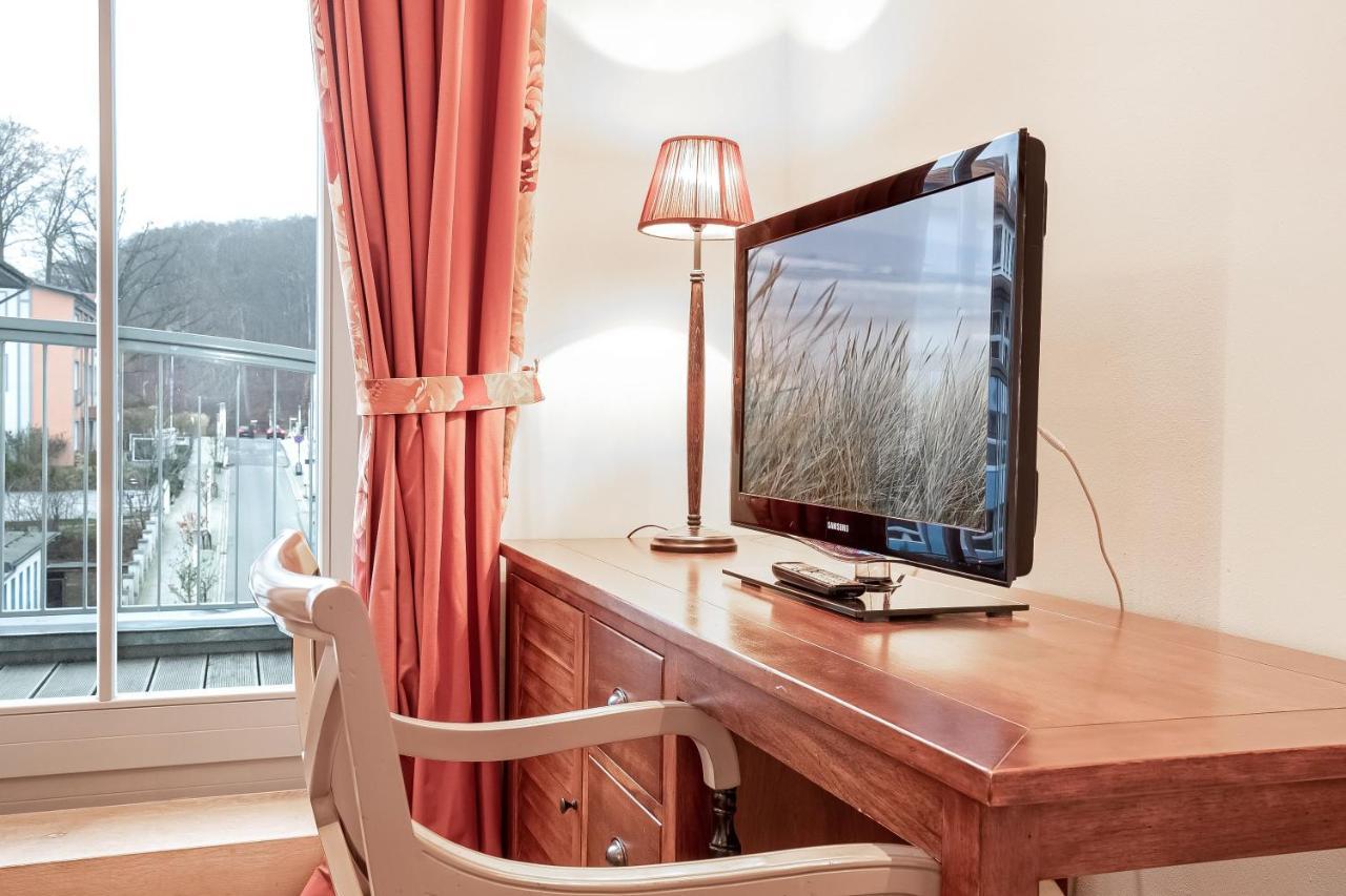 Villa Theres Augusta Sellin  ภายนอก รูปภาพ